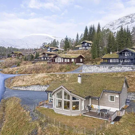 Holiday home Edvardski Vila Stryn